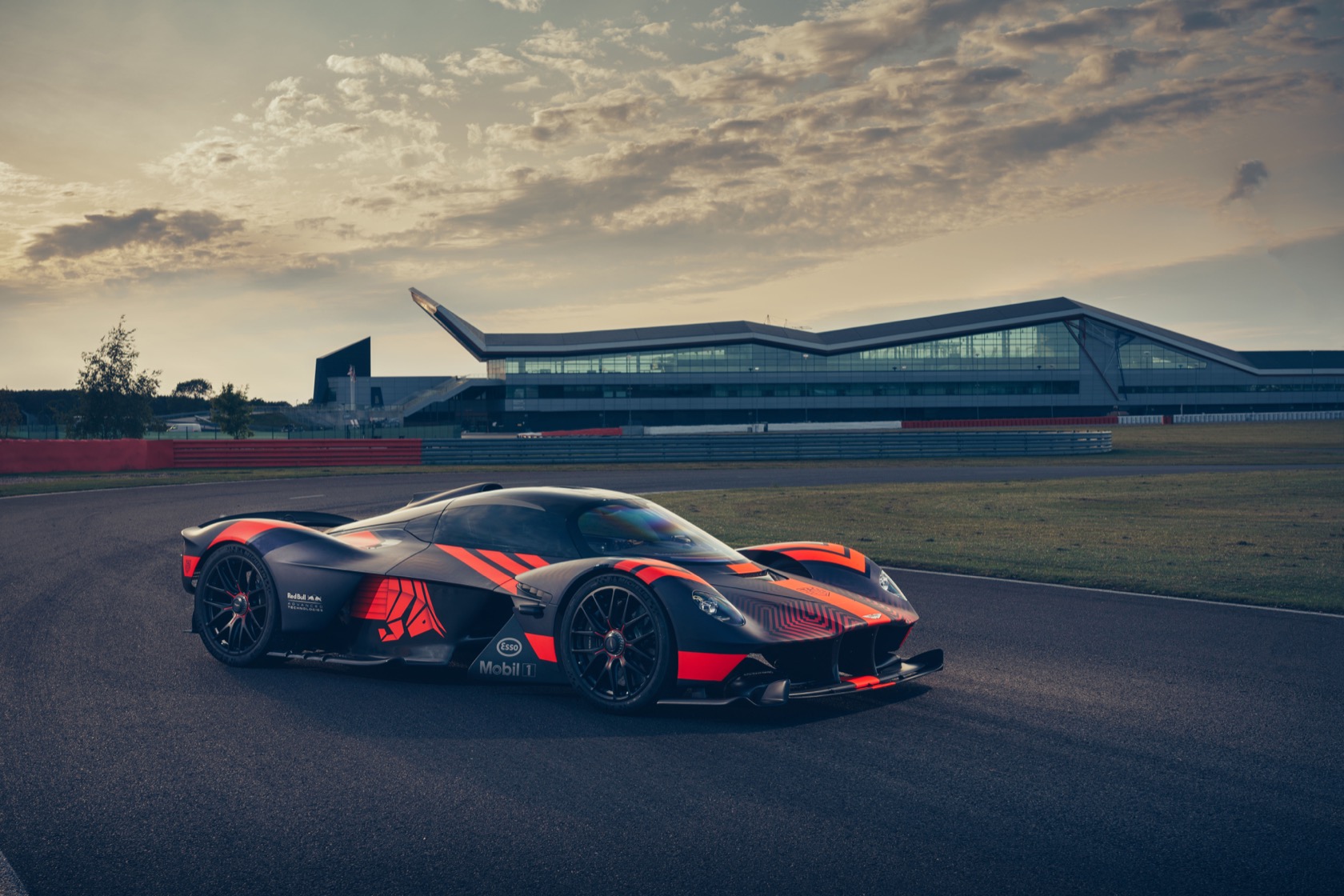 Aston Martin Valhalla AM-RB 003 Gallery
