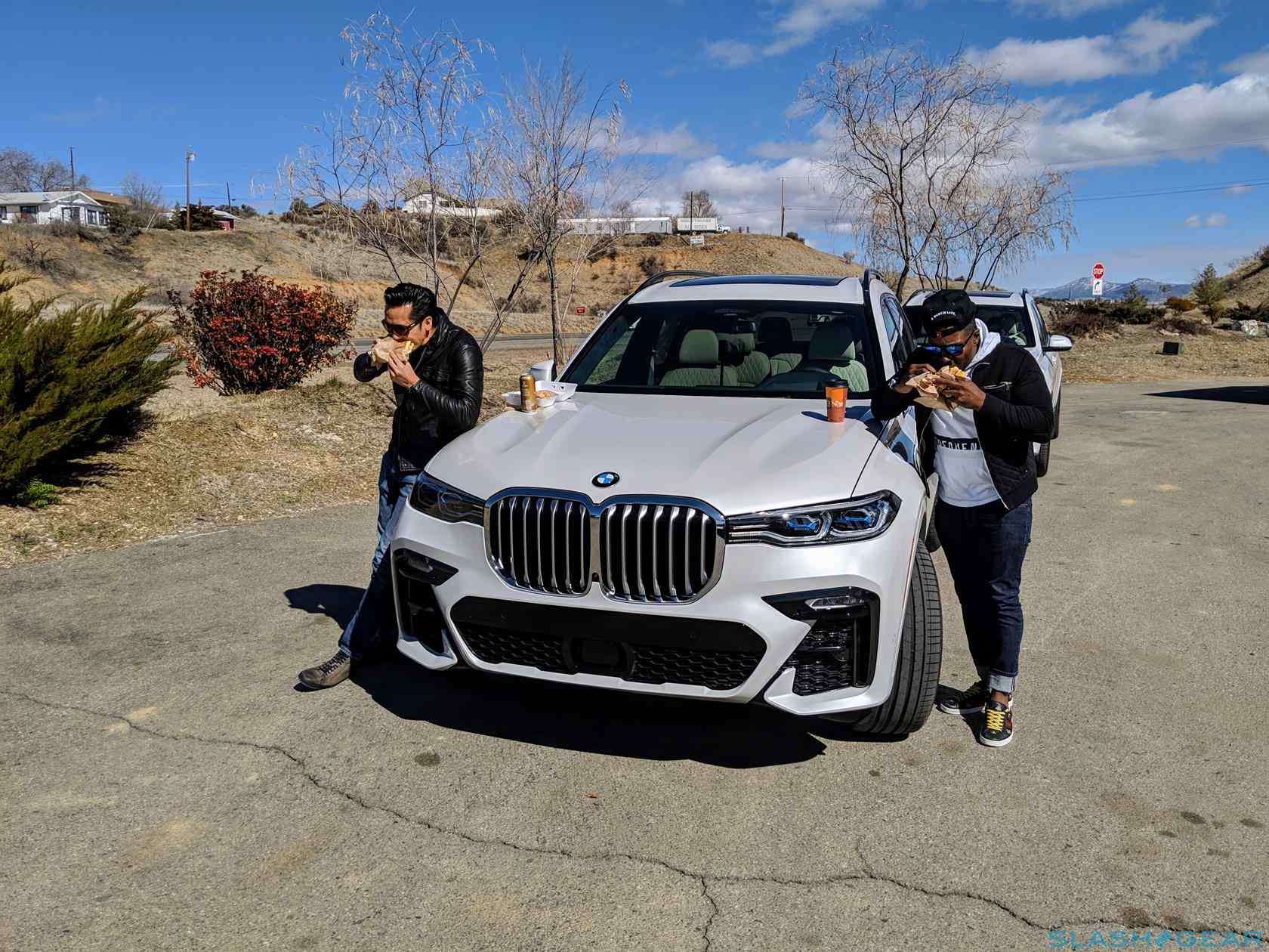 2019 Bmw X7 First Drive Unexpected Agility In A 7 Seat