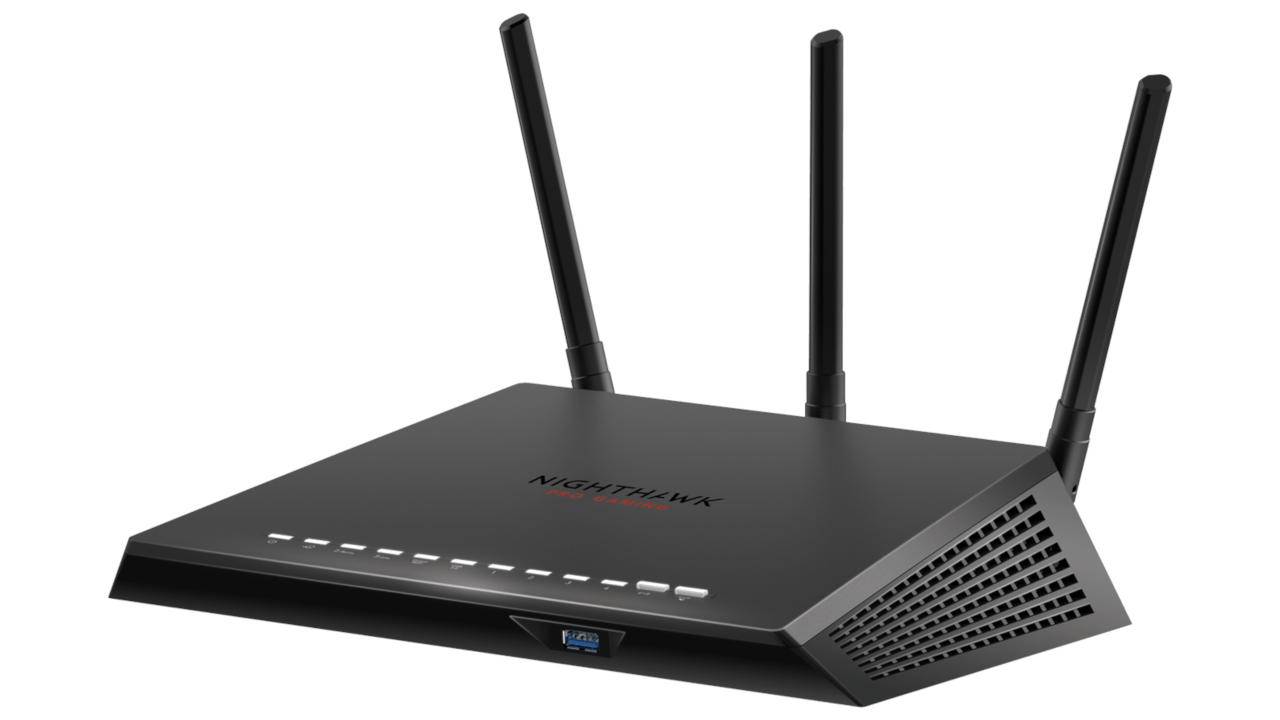 NETGEAR Nighthawk Pro Gaming XR300 router to stave off death by lag