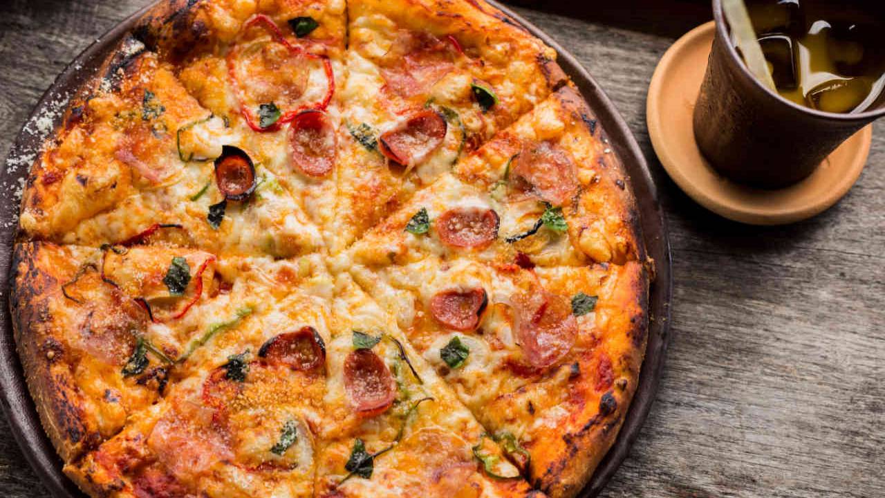 Stress eating causes more weight gain than stress-free snacking