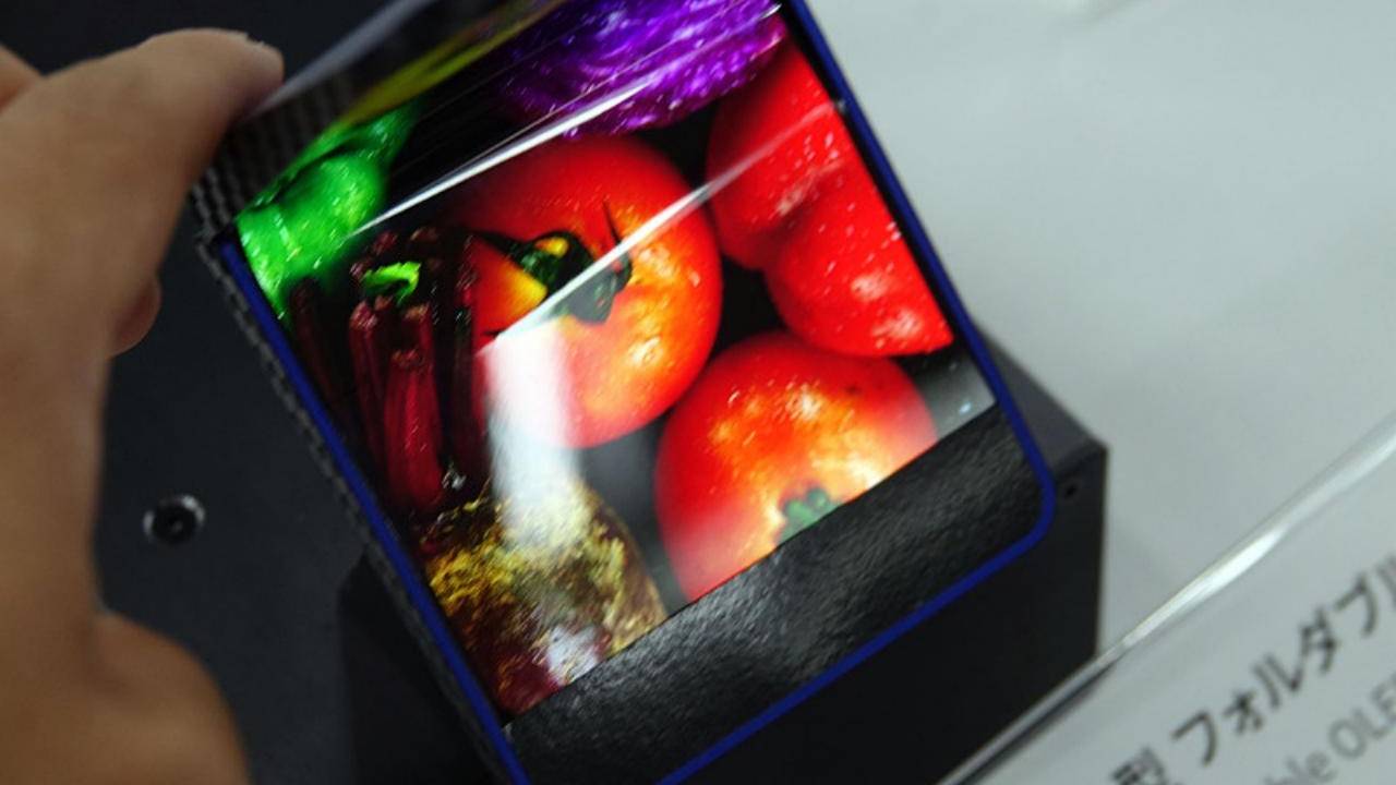 Sharp foldable OLED display comes in clamshell form