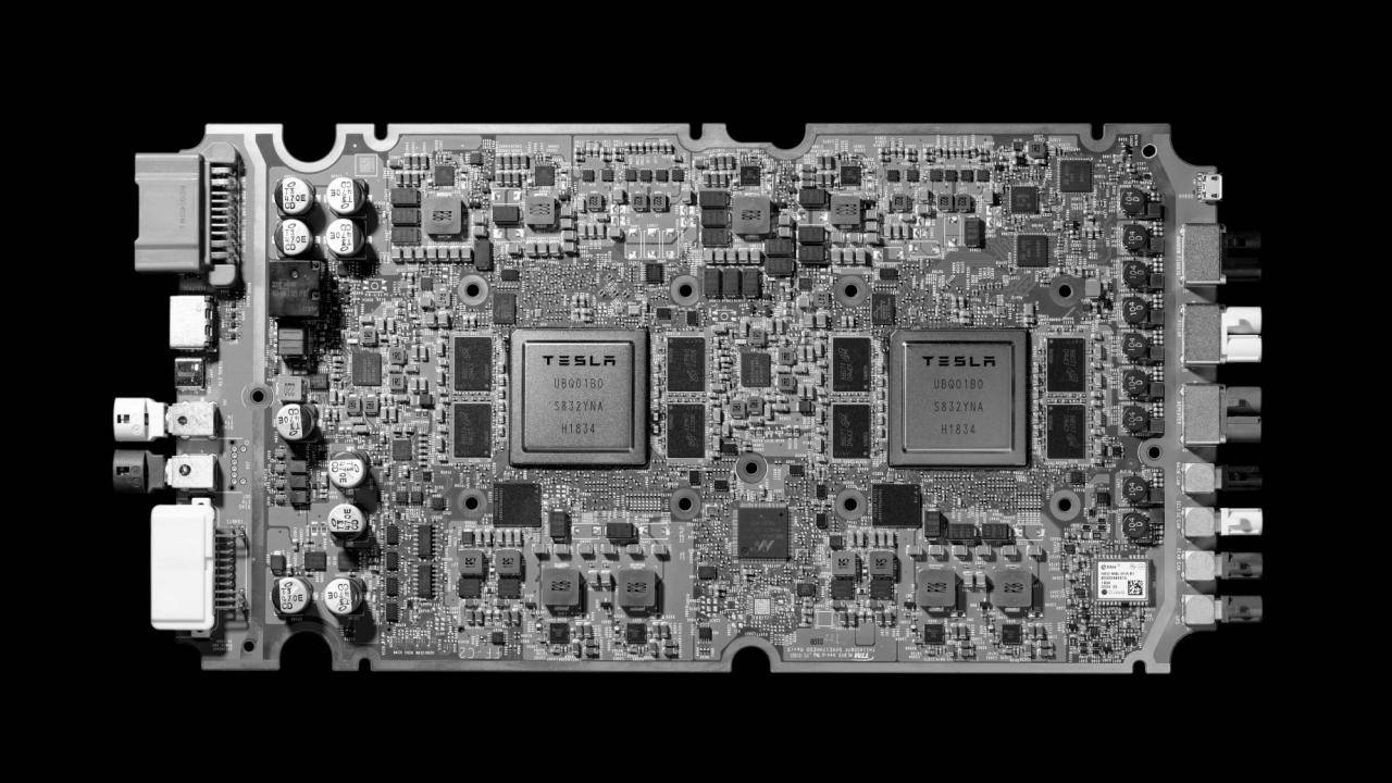 Tesla custom Full Self-Driving Computer is already in all new cars