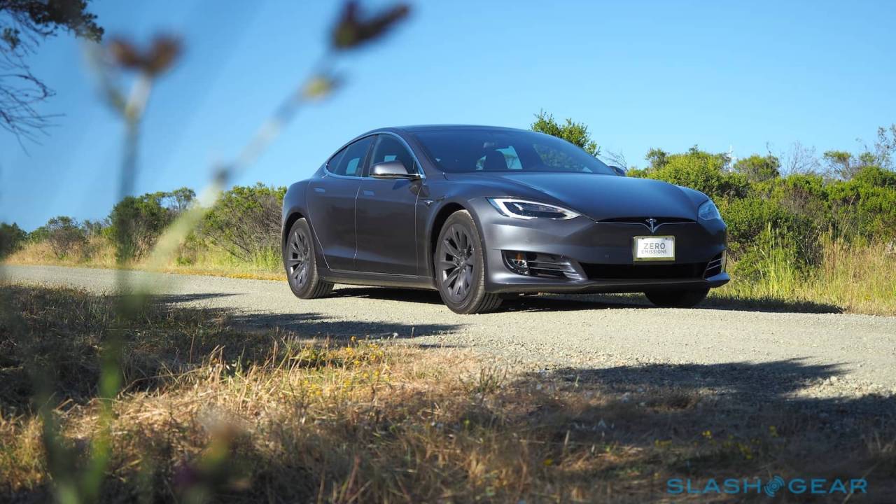 Tesla Autopilot is getting aggression settings