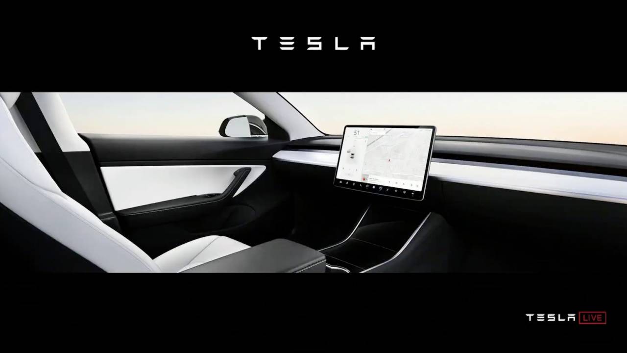 Tesla’s 2020 Robotaxi plan is peak Elon Musk