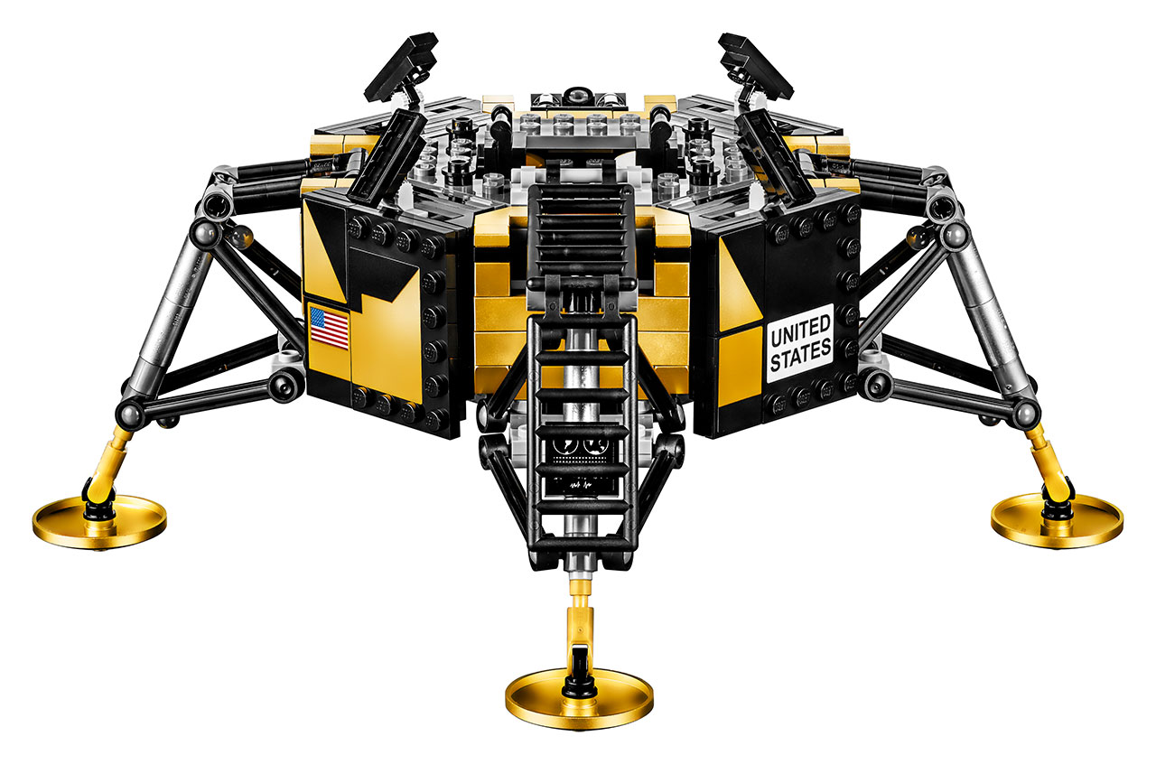 apollo 11 lander lego