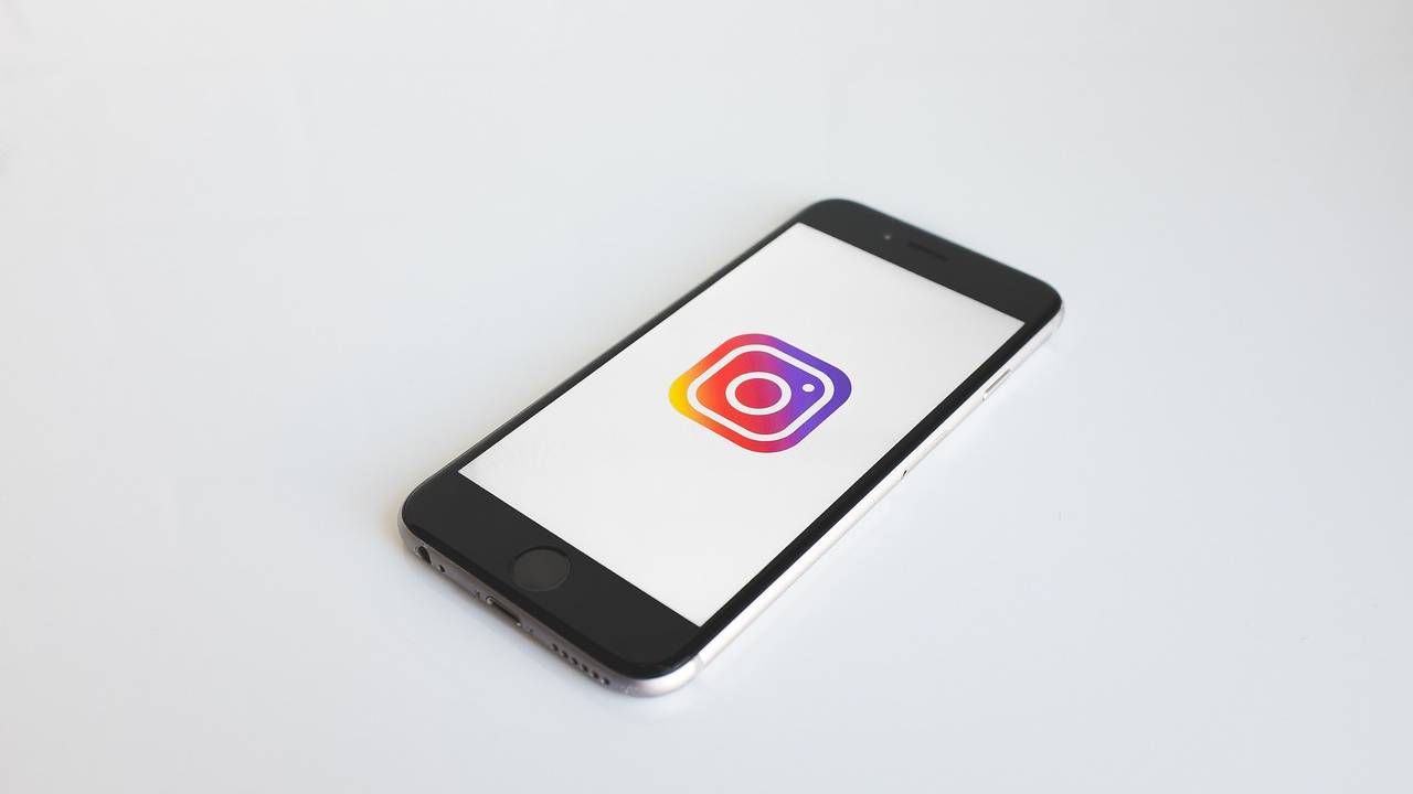 Instagram likes may not be public for much longer