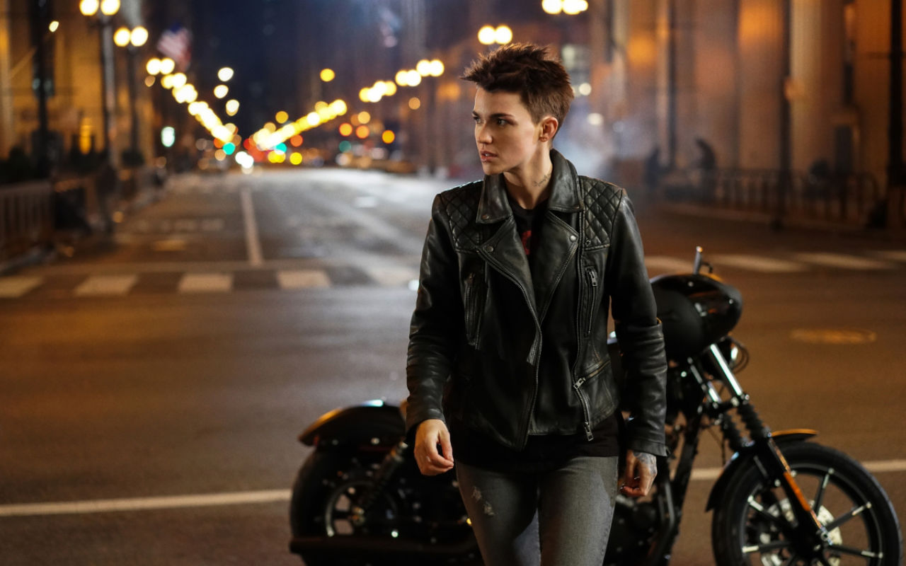The CW's Batwoman trailer arrives with release date and plot details