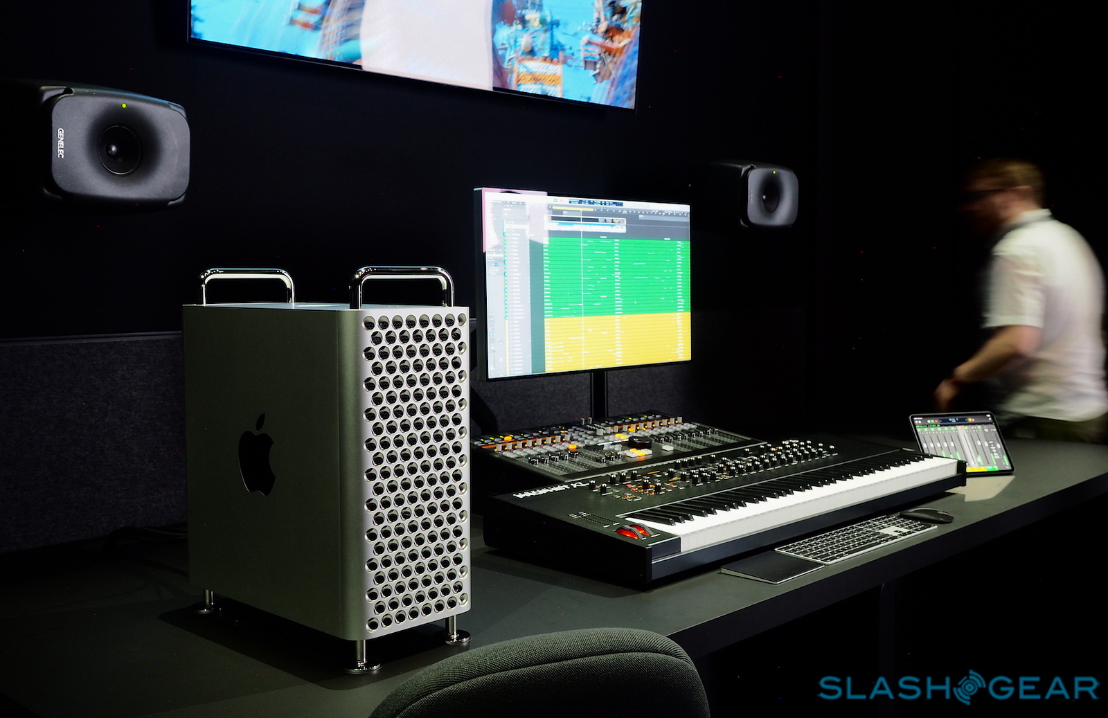 Logic x pro monitor equilena