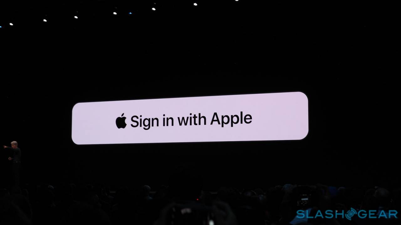 Sign in with Apple throws privacy shade at Google and Facebook