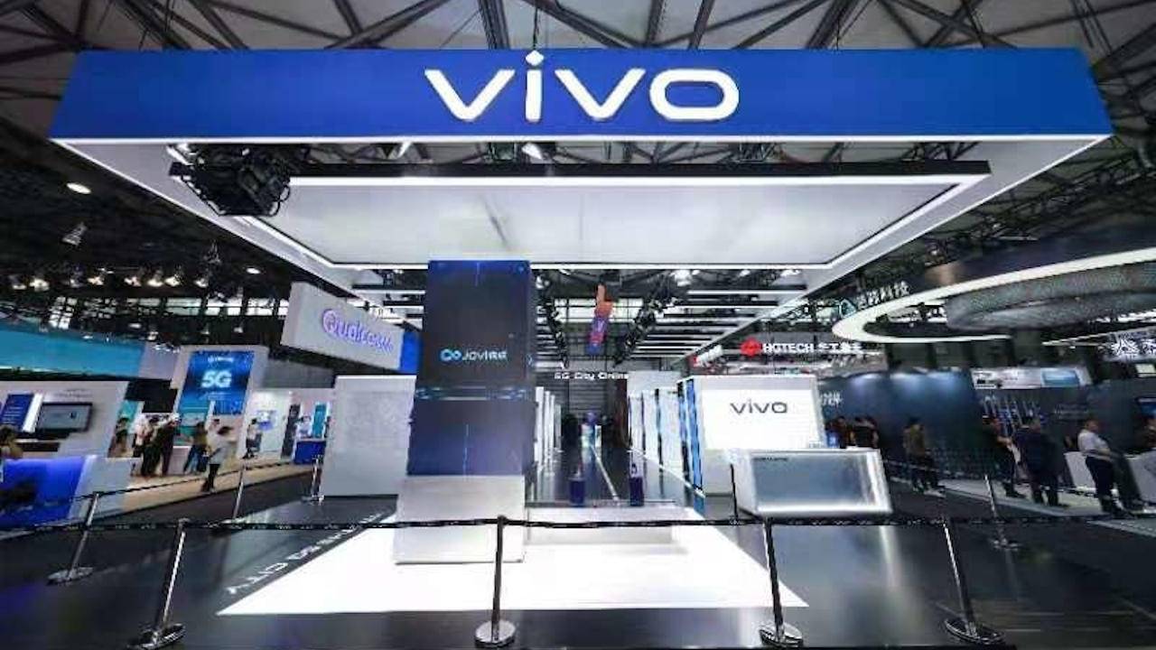 Vivo AR Glass and 120W Super FlashCharge get ready for a 5G world