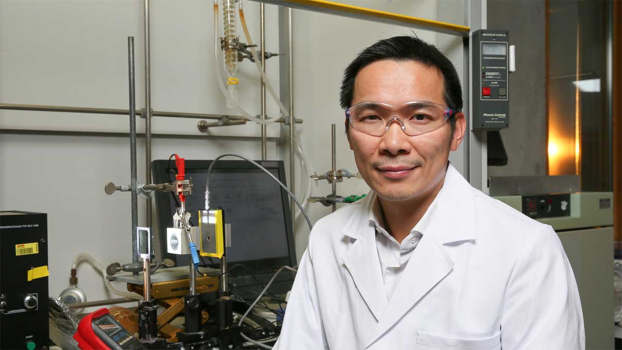 Research chemists replace gold with iron in new catalyst
