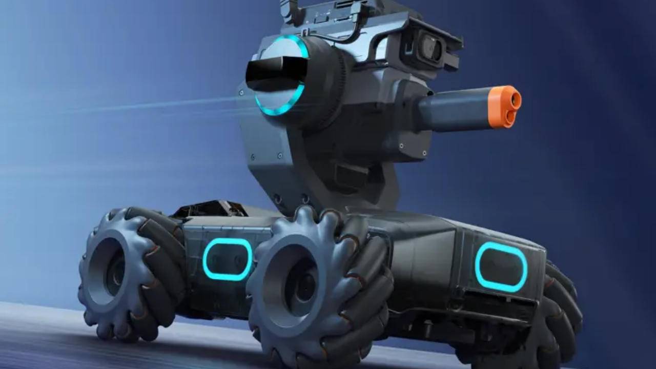 DJI RoboMaster S1 crams education and competition inside a robot tank