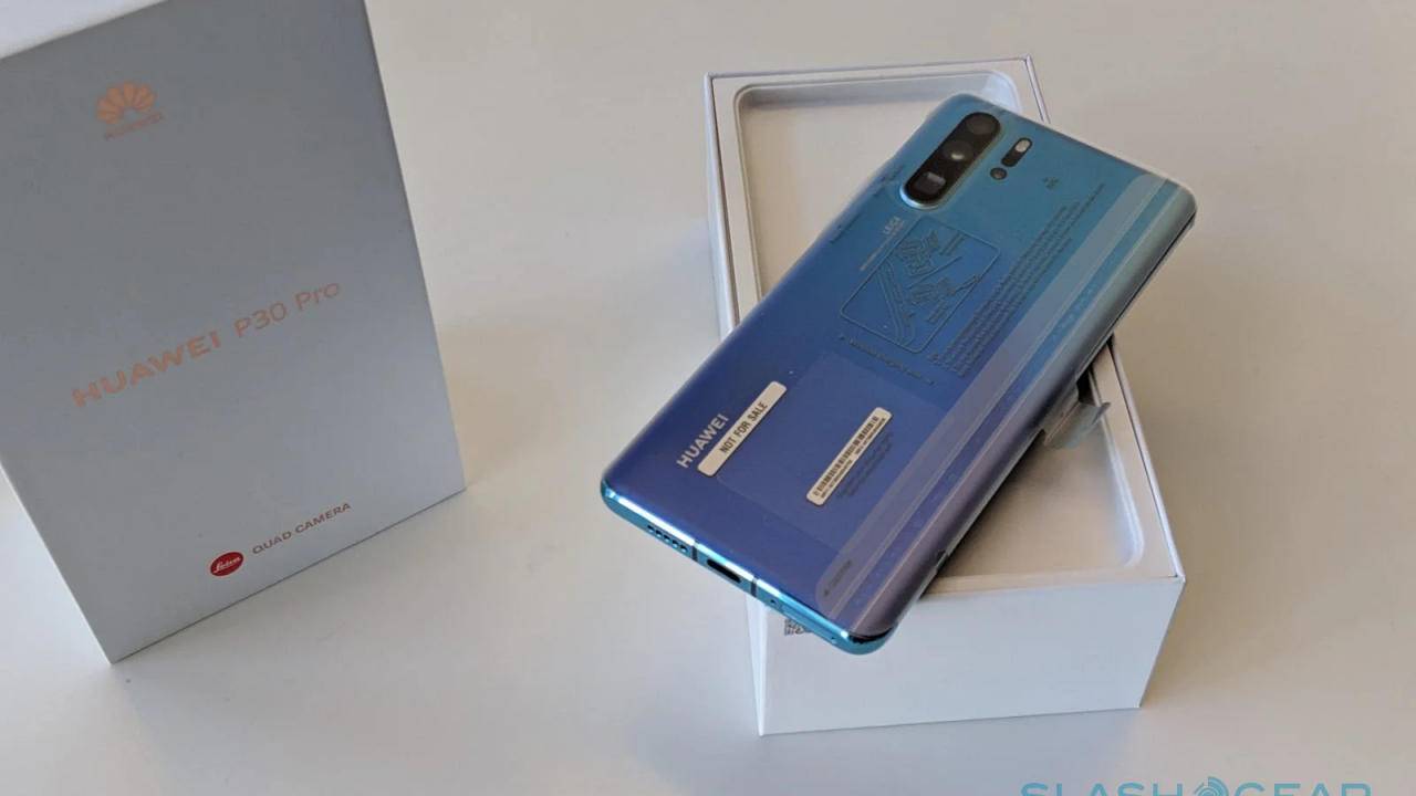 Huawei lockscreen ads were a mistake only because it was premature