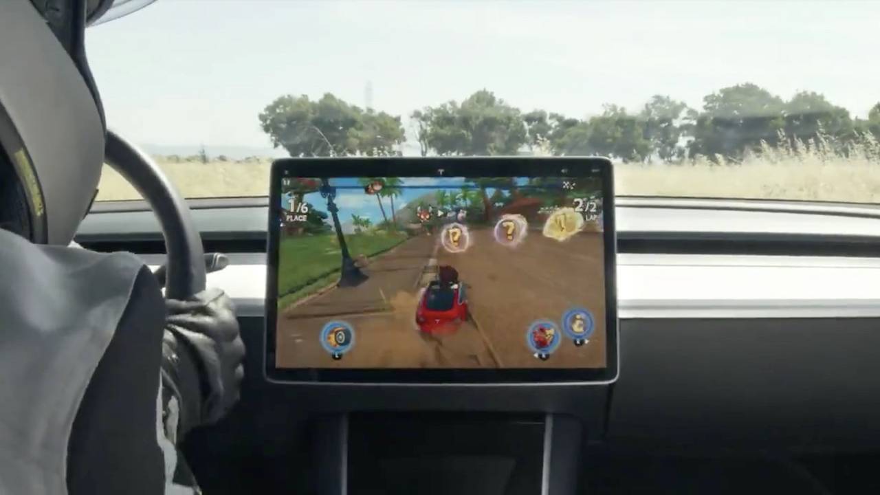 Tesla Releases A New Racing Game You Control With Your Ev S Wheel