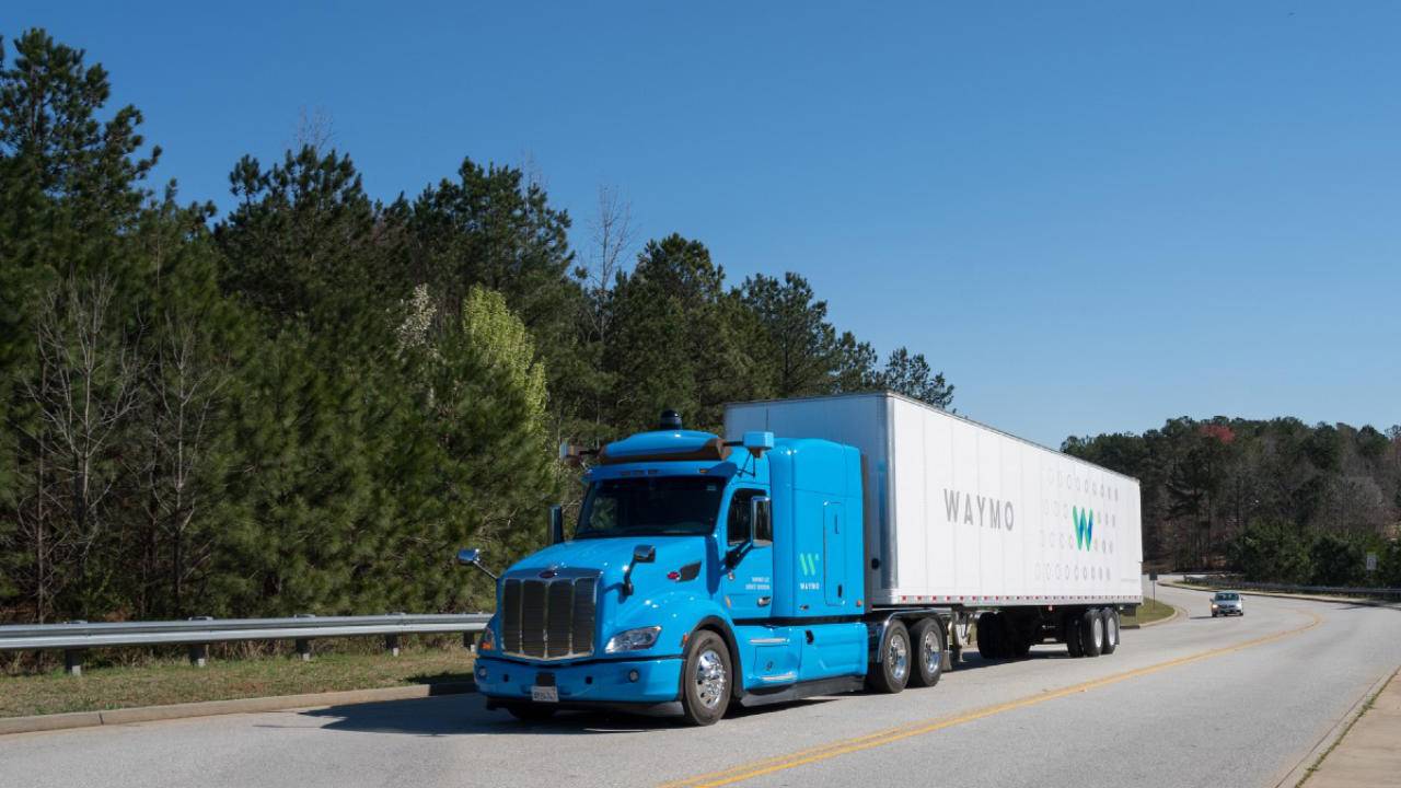 Waymo self-driving trucks return to Arizona freeways
