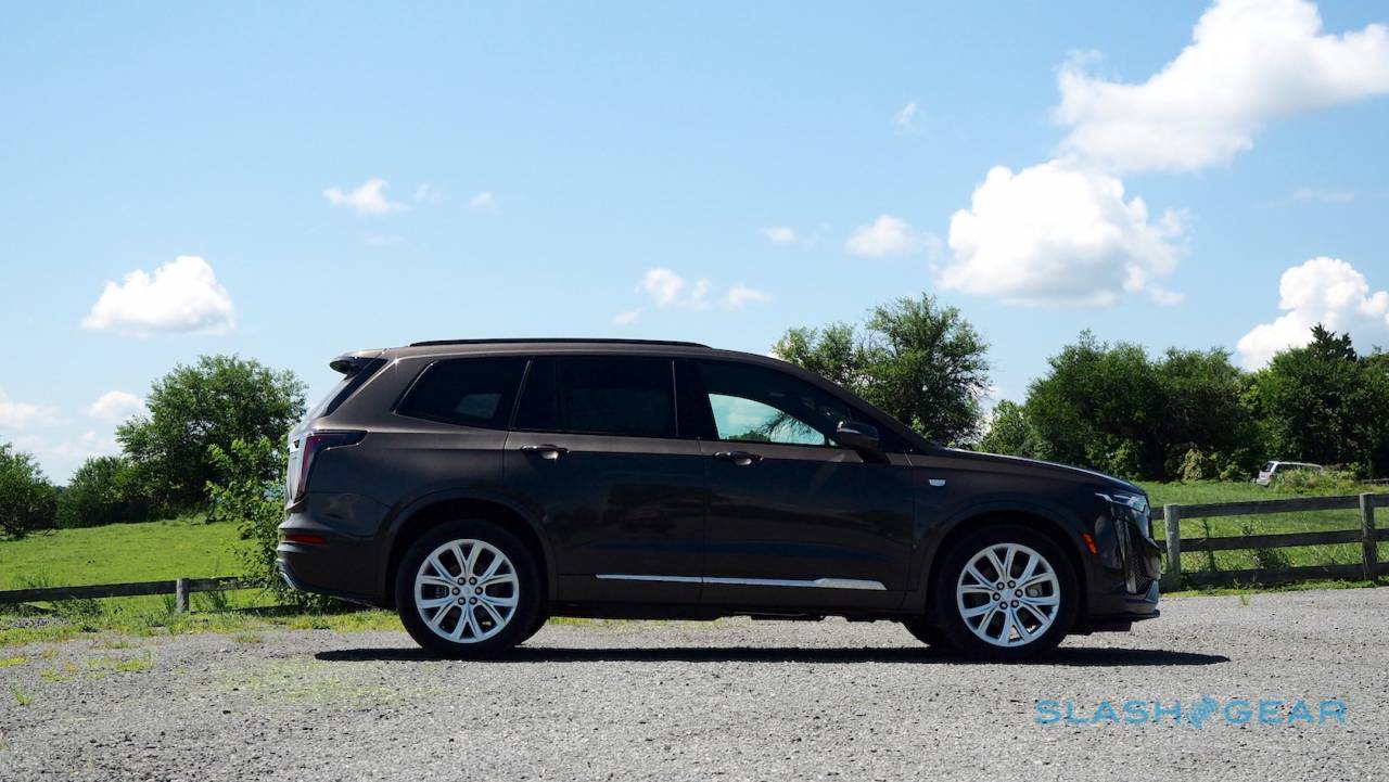 2020 Cadillac Xt6 First Drive Review Mind The Gap Slashgear