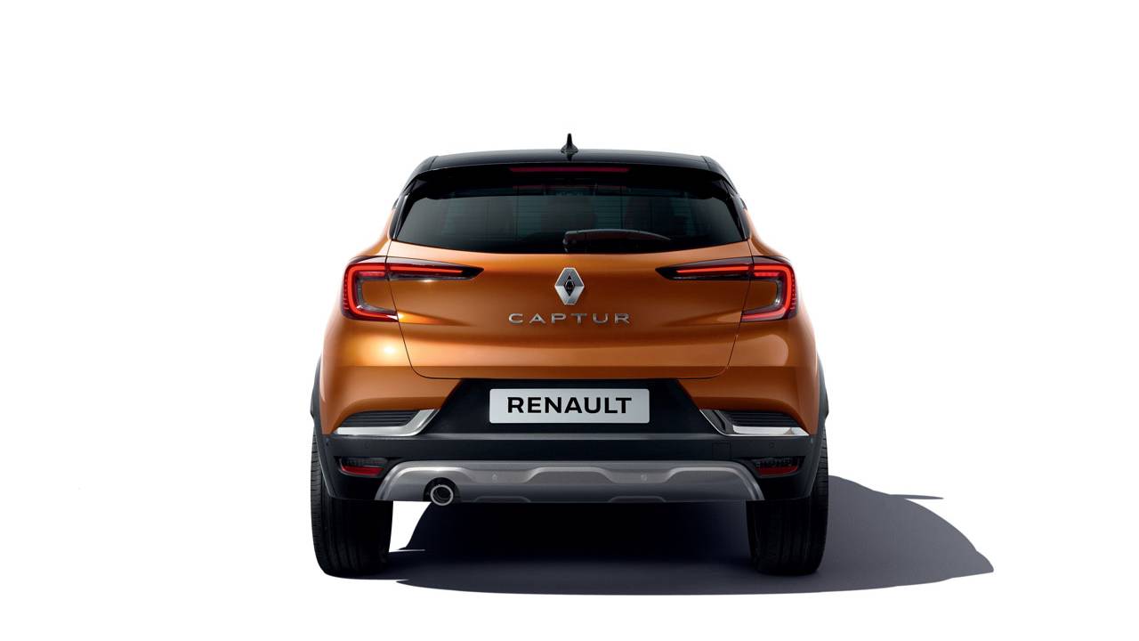 Renault shows off all-new Captur SUV and a glimpse of the company’s direction in plug-in hybrid cars