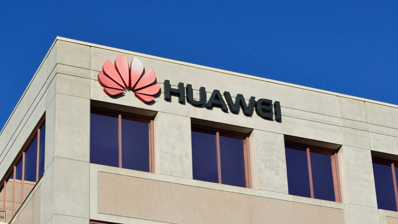 Huawei US job cuts could affect hundreds SlashGear