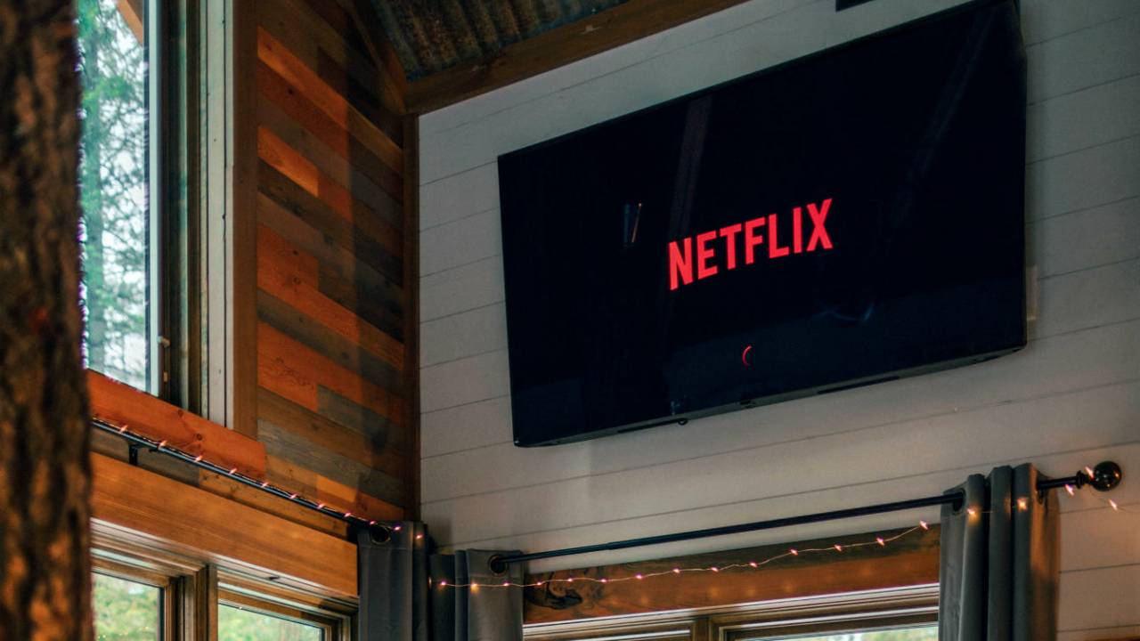order to watch dc shows on netflix