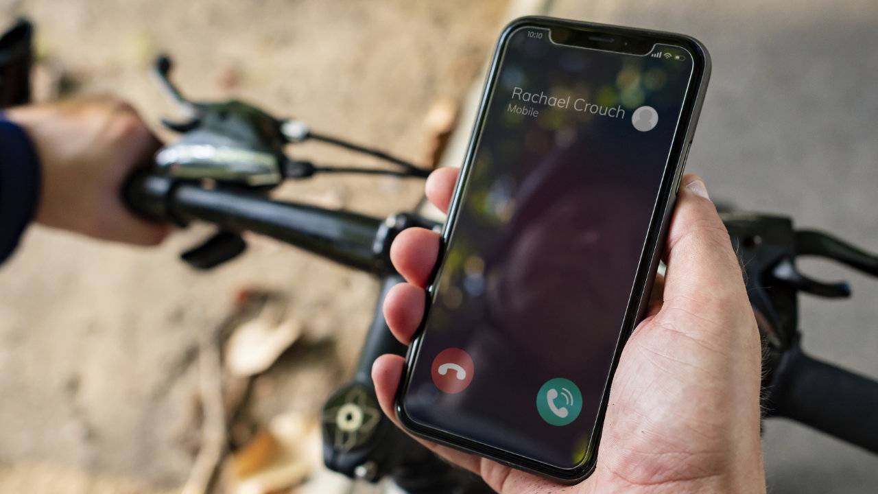 AT&T turns on automatic robocall blocking for wireless customers