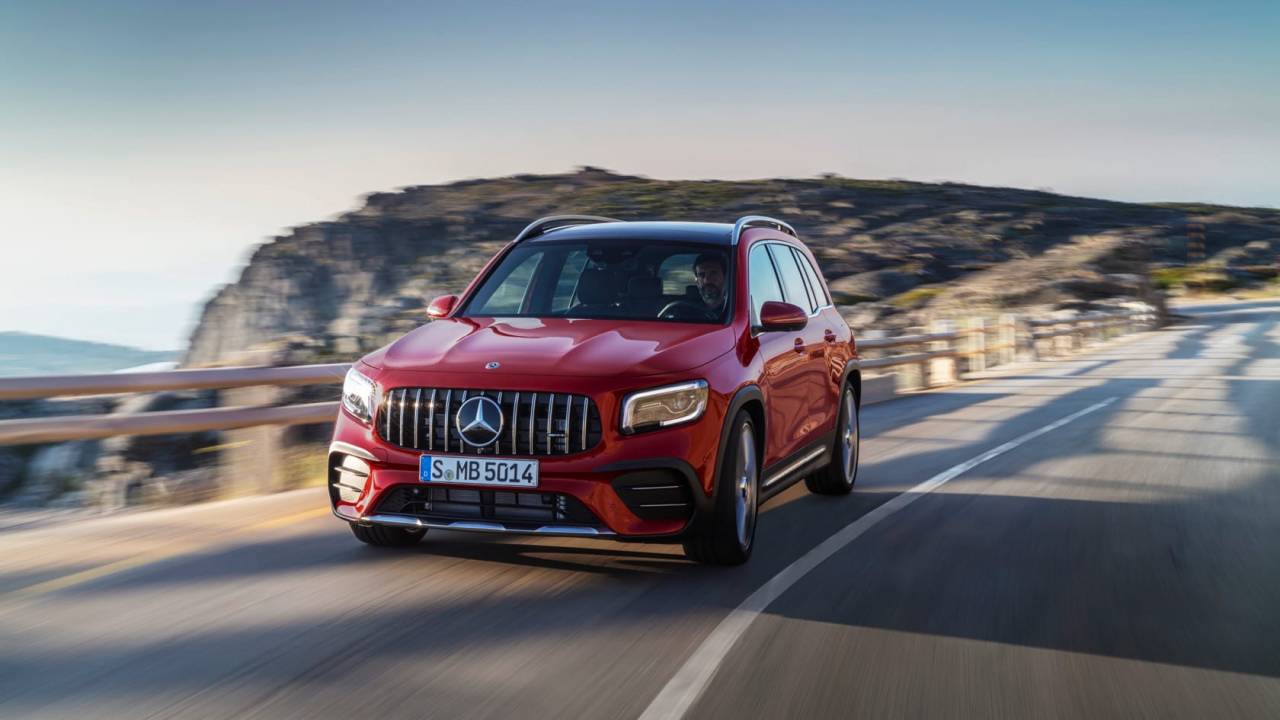 2021 Mercedes-AMG GLB 35 squeezes 3 rows into sporty compact SUV