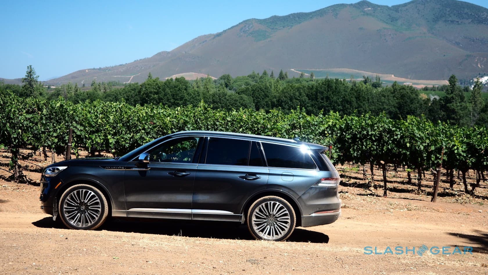 2020 Lincoln Aviator First Drive Grand Touring Hybrid Is