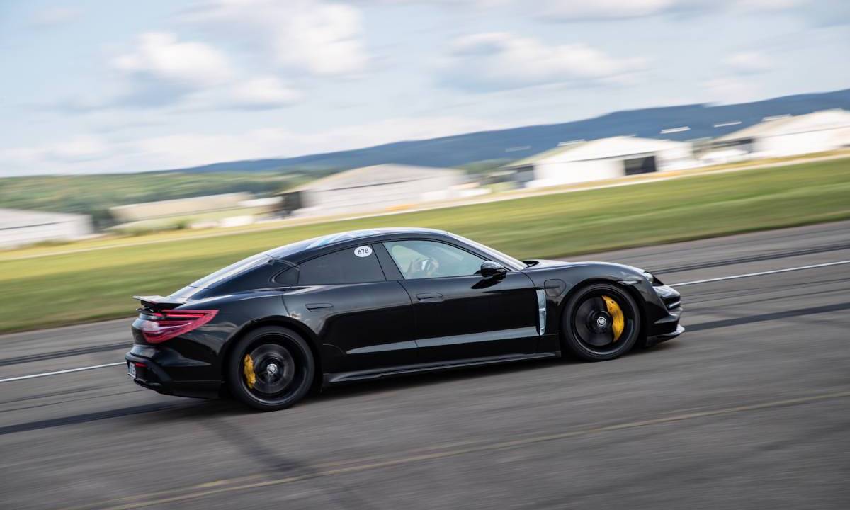 Porsche to give Apple Music its in-vehicle debut