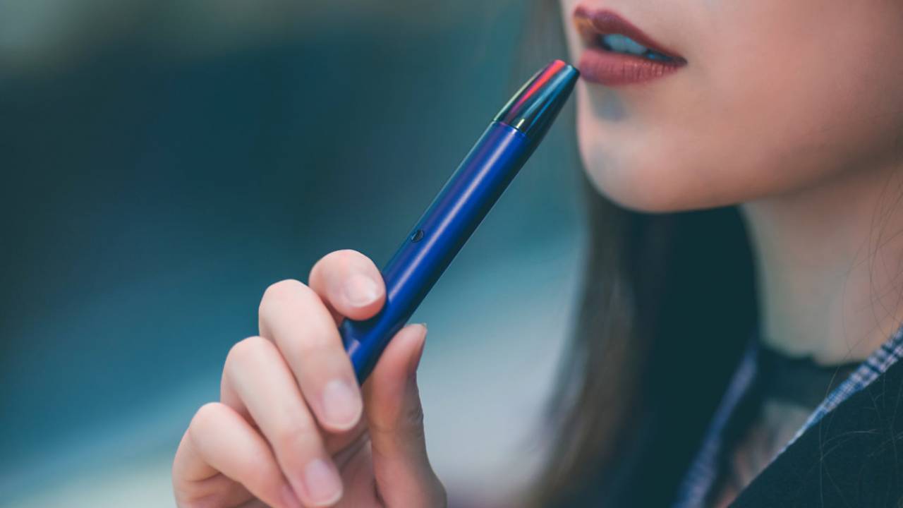 CDC reports nearly 100 vaping lung disease cases in 14 states