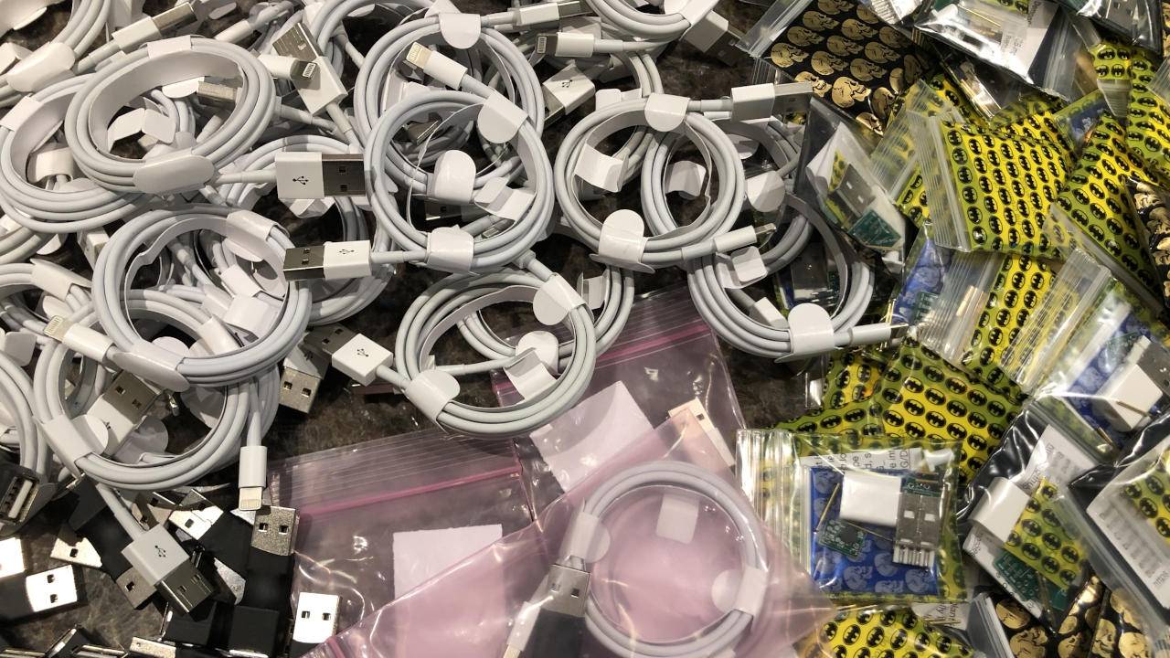 Modified iPhone lightning cables give hackers wireless access to Macs