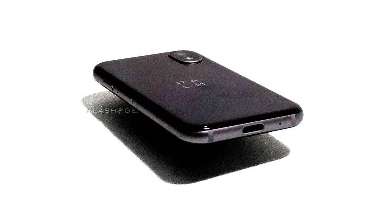 Tiny Palm phone gets equally tiny $5 plan
