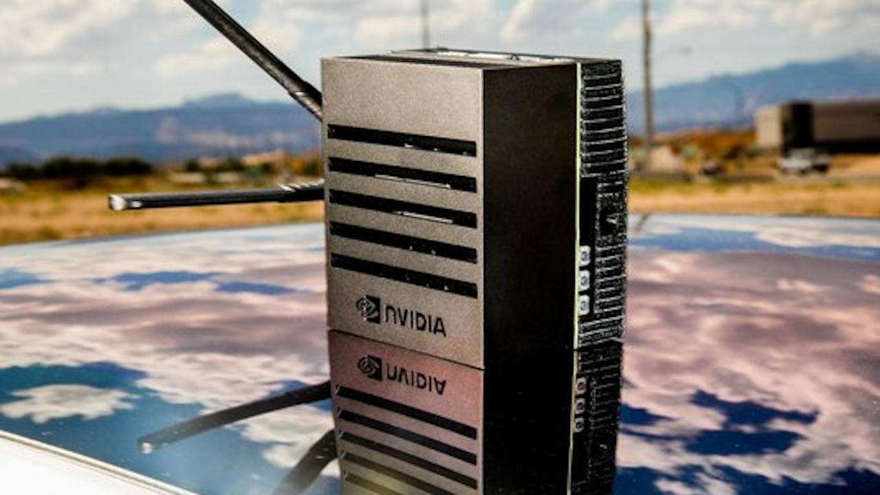 Tesla Model S mod turns the EV into a surveillance station