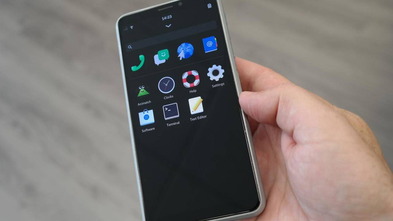 Purism Librem 5 privacy-focused Linux phone has started shipping
