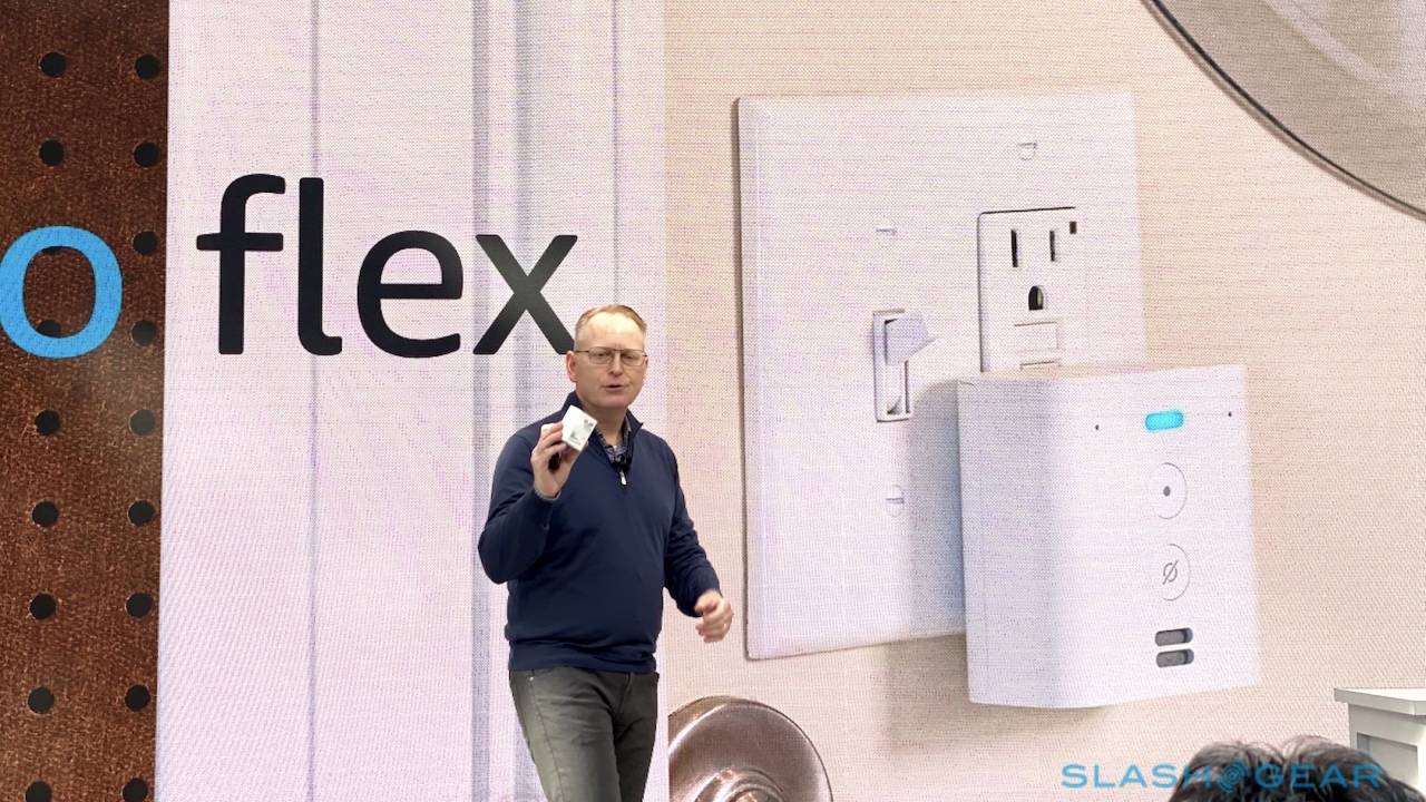 Echo Flex plugs Alexa right into an outlet with modular accessories