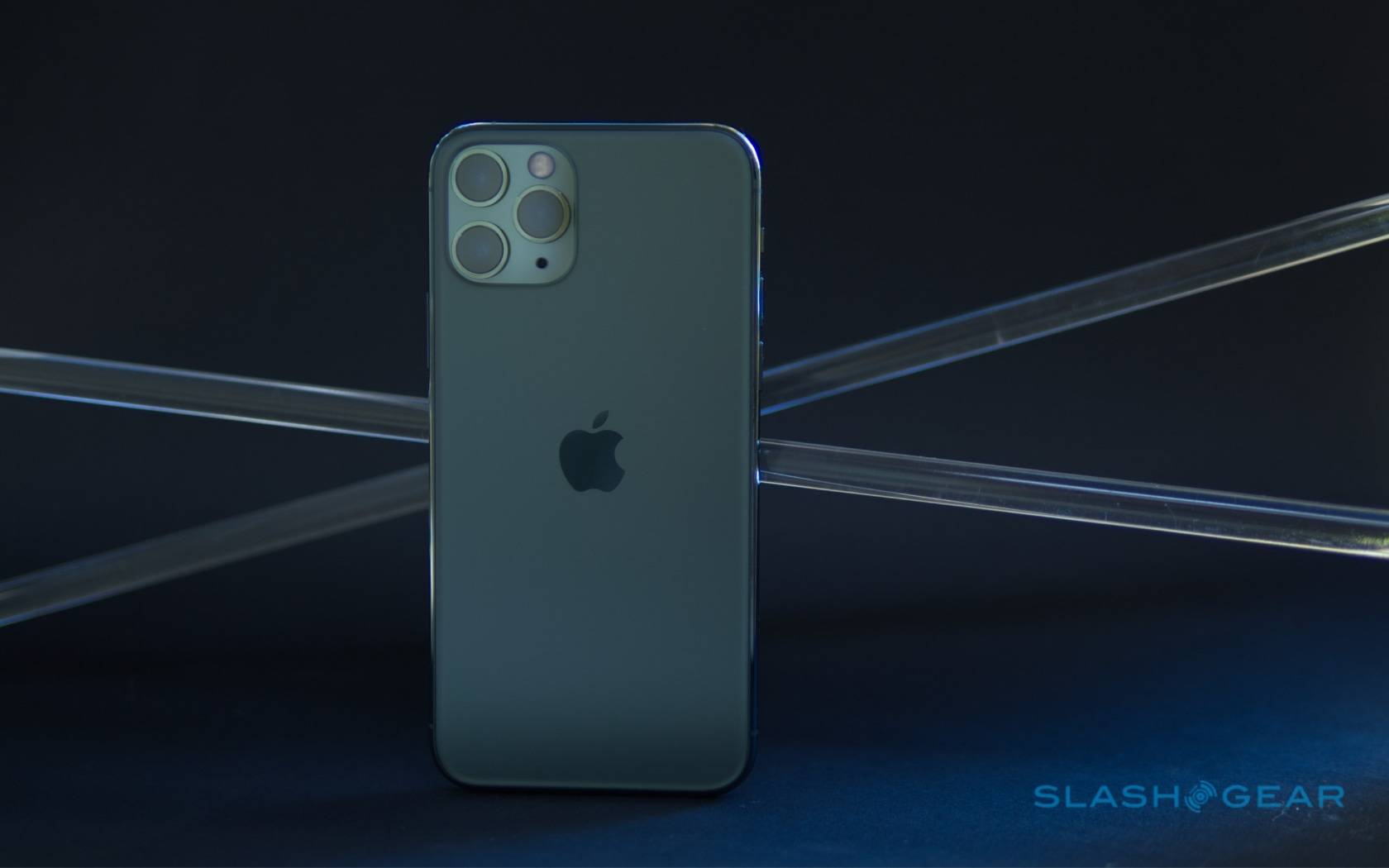 Iphone 11 Pro Review The Should I Upgrade Question Slashgear Iphone 11 Pro Review The Should I Upgrade Question Slashgear