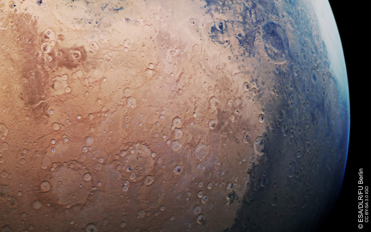 Esa S New Mars Image Shows The Red Planet Bathed In Blue Slashgear