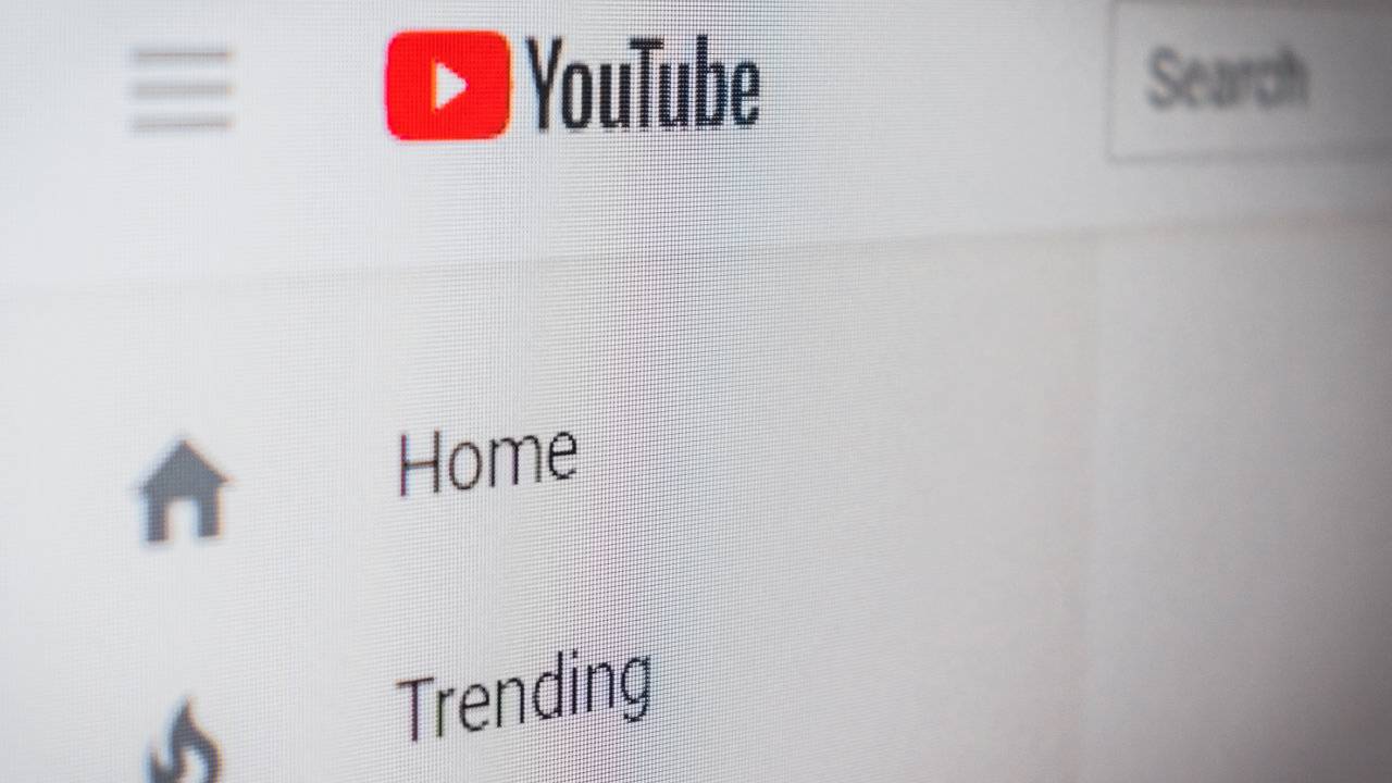 YouTube won’t remove existing channel verification badges after outcry