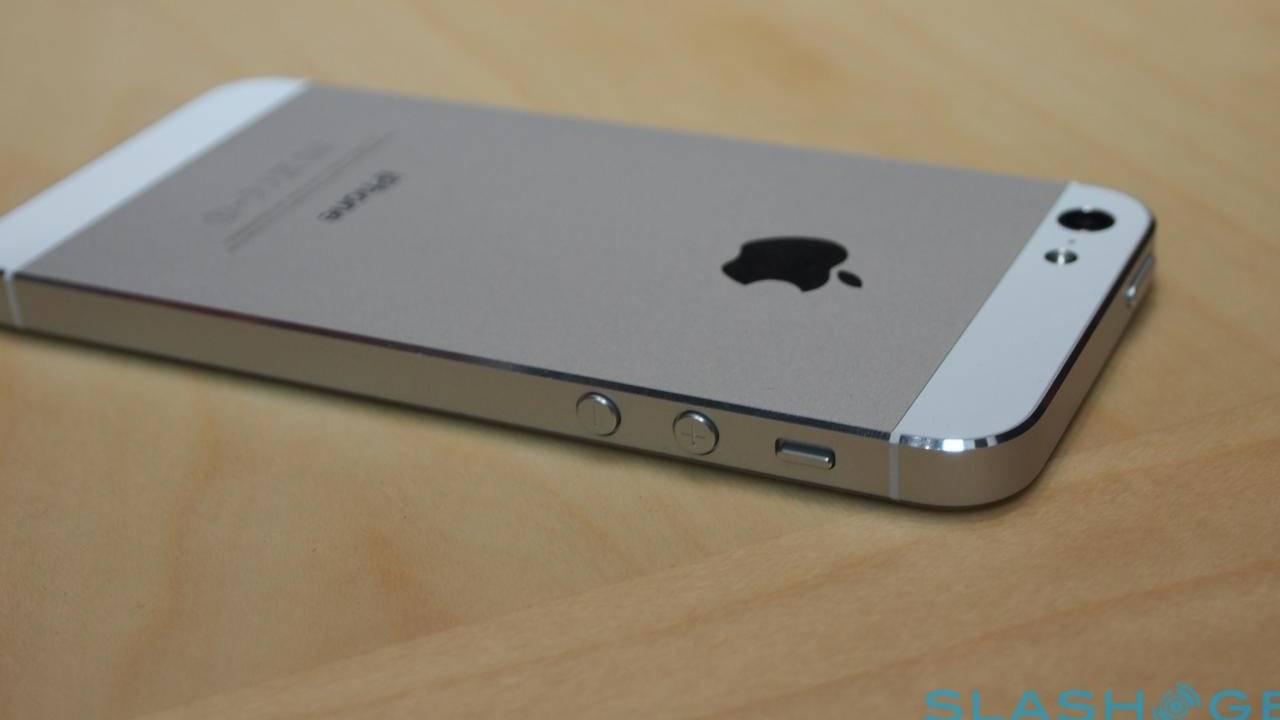 iPhone 5 iOS 10.3.4 update necessary to continue - SlashGear