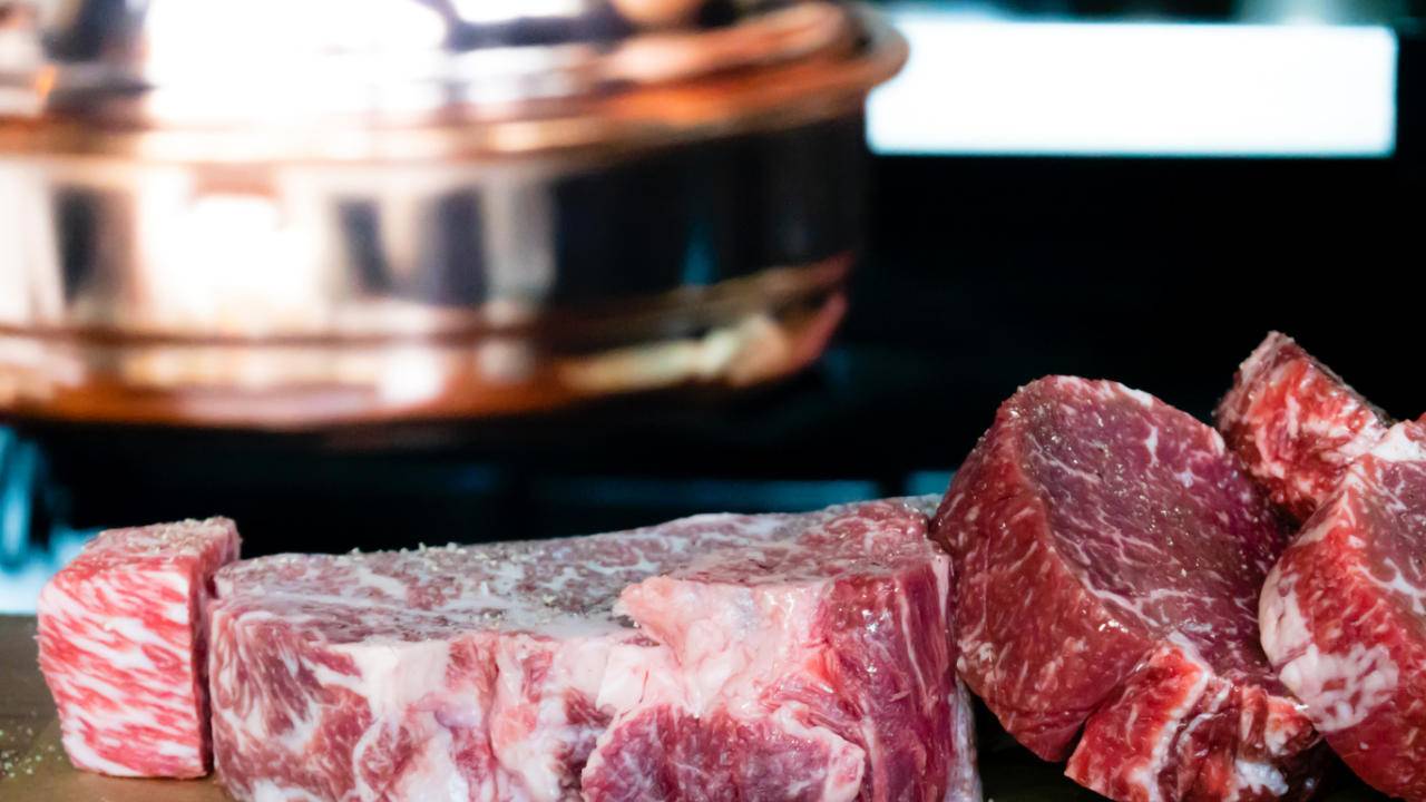 Edible gelatin fibers may be the key to growing realistic meat