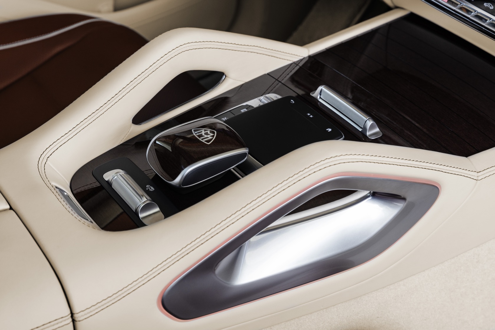 21 Mercedes Maybach Gls Gallery Slashgear 21 Mercedes Maybach Gls Gallery Slashgear