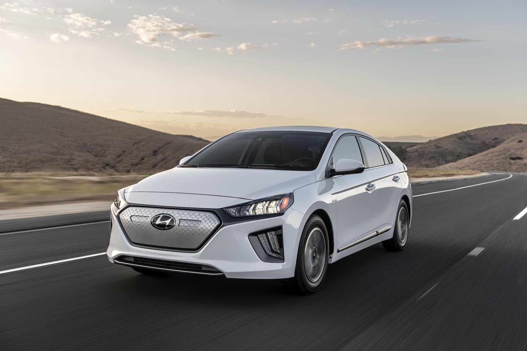 la-gamma-hyundai-ioniq-electric-2020-aumenta-ufficialmente-in-vista