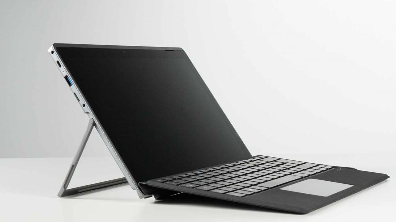Intel and MediaTek partner to make 5G modems for PCs
