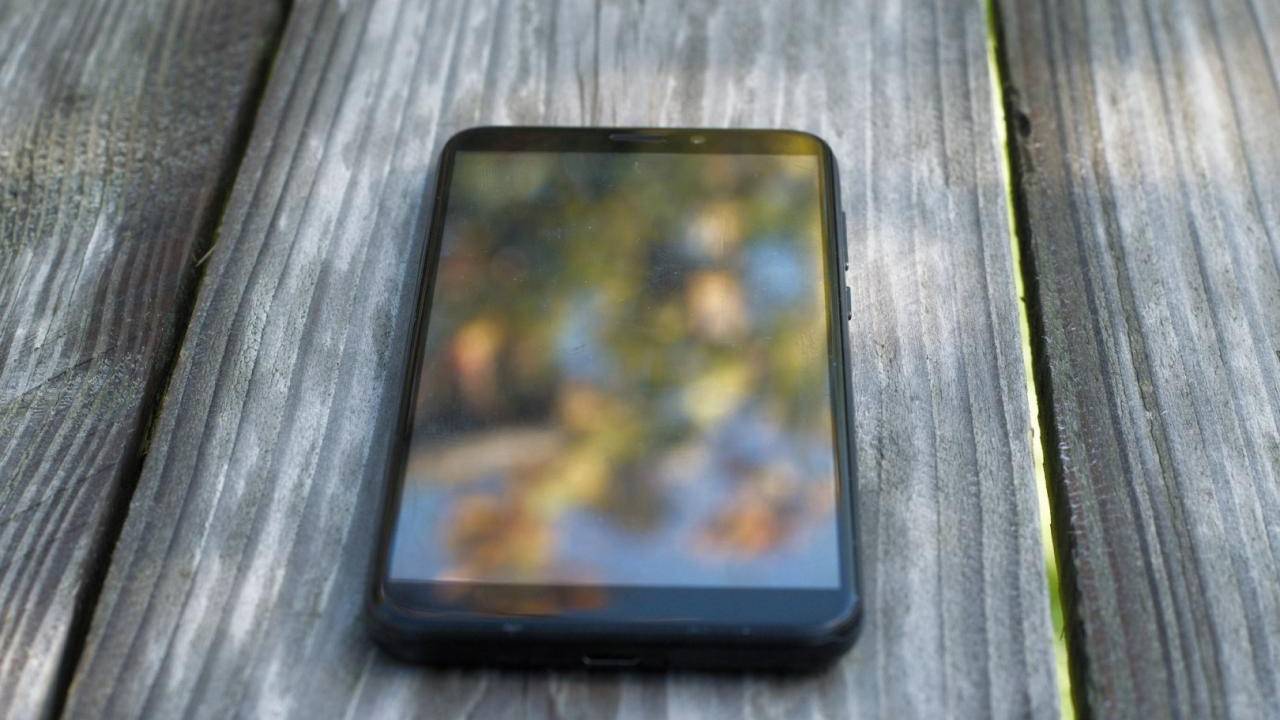 PinePhone Linux smartphone pre-orders start next week