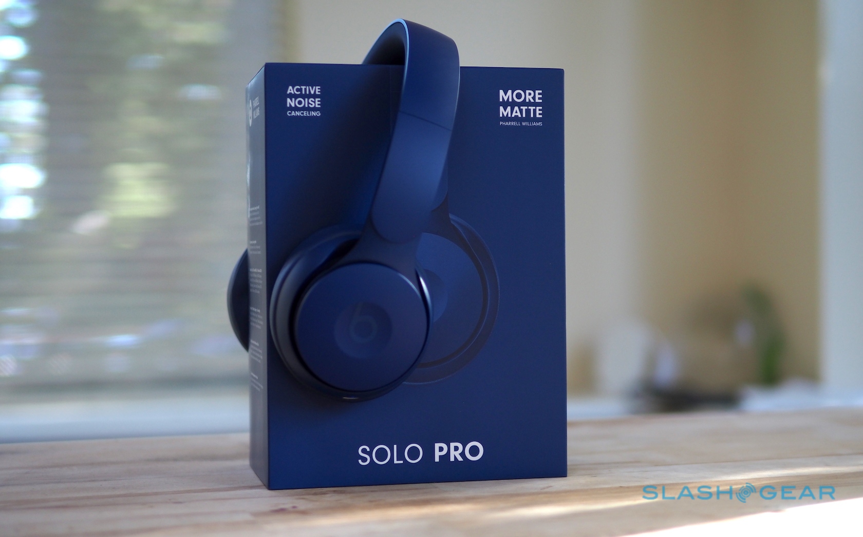 Beats Solo Pro Review Active Noise Cancellation With An Apple