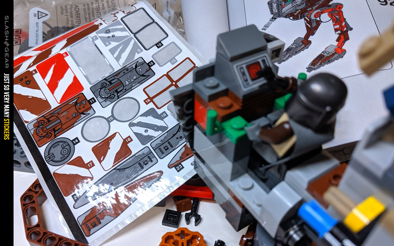 lego mandalorian at st