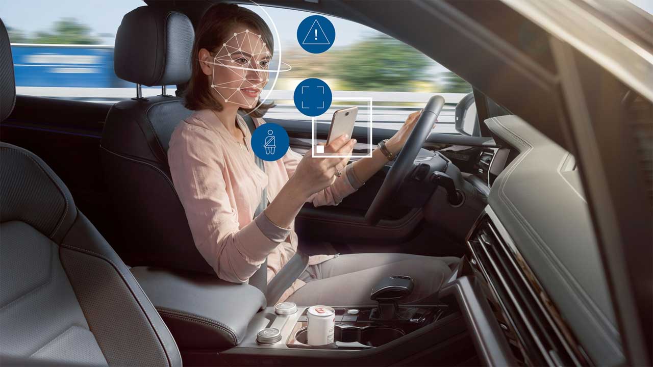 Bosch shows off a car passenger watching camera