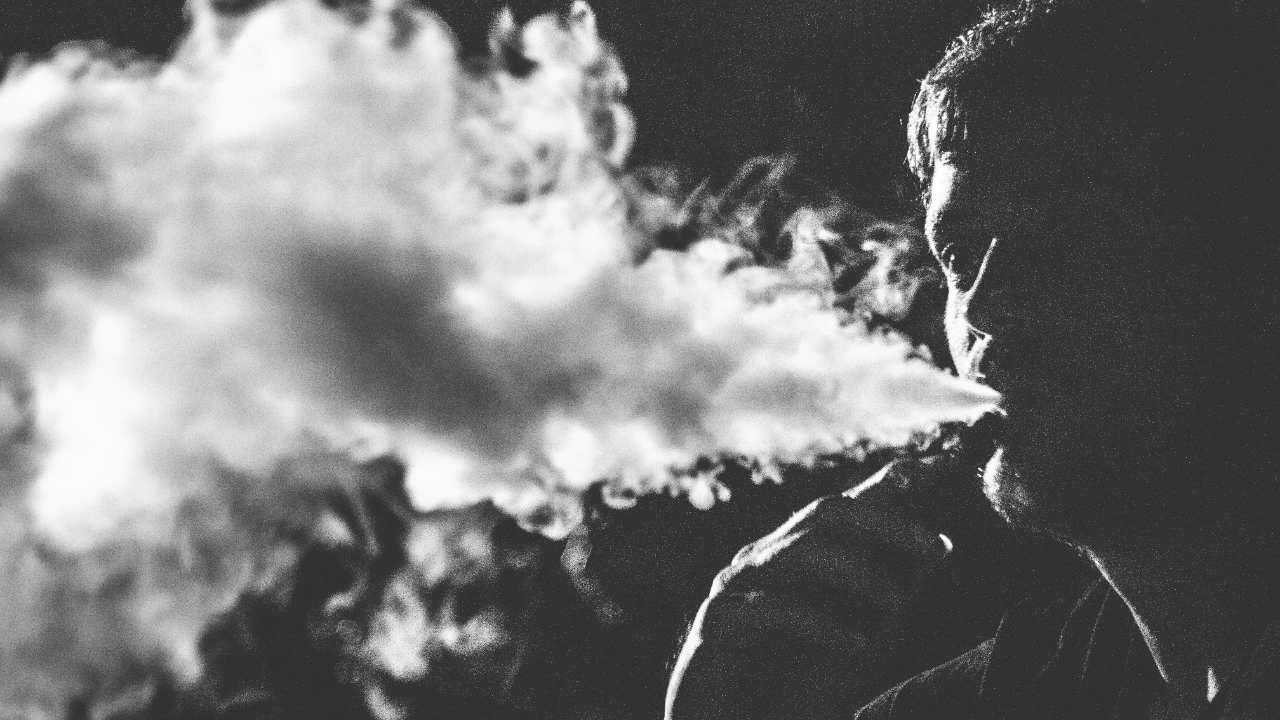 Vaping and clinical depression linked, but big questions remain SlashGear