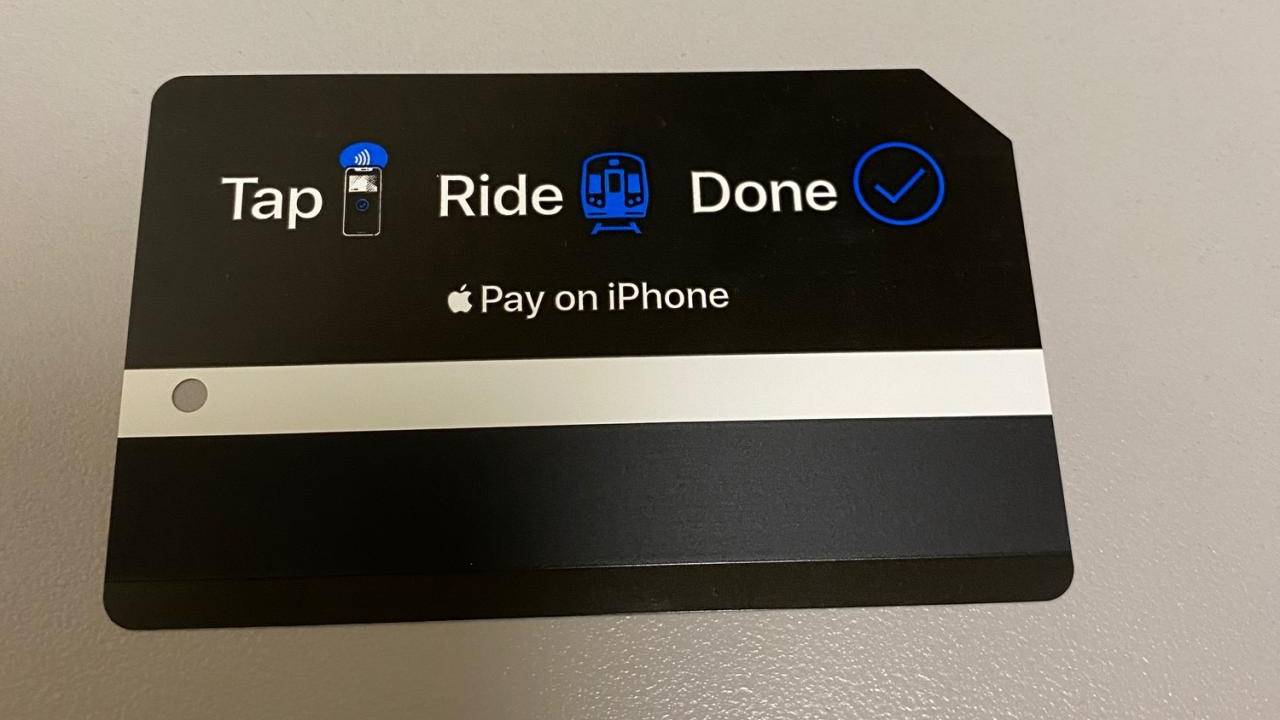 Apple Pay Express Transit charged just by being near NYC OMNY readers