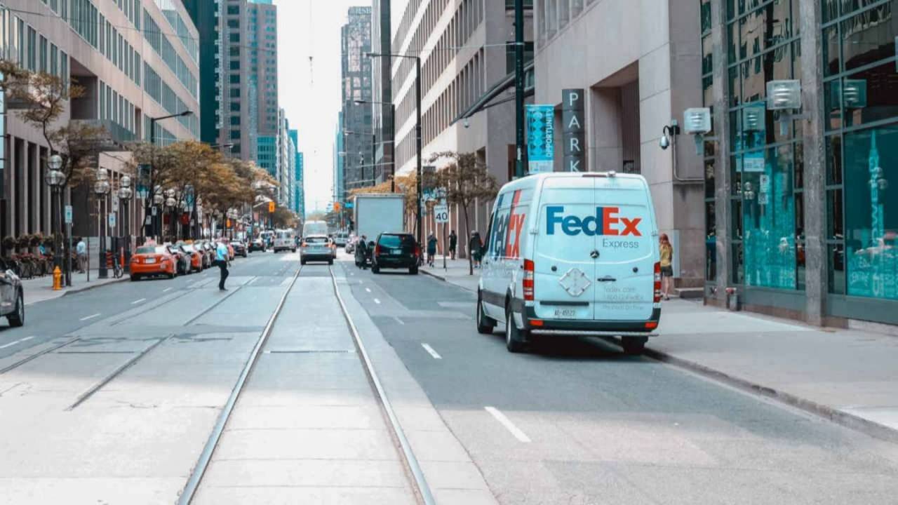 FedEx Ground returns as an Amazon Prime shipping option