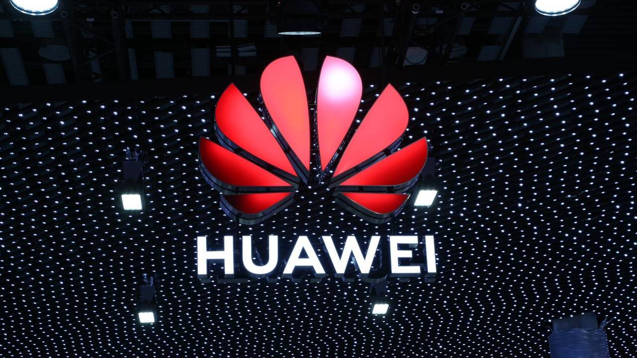 Huawei P40 leaked renders show off rear and front-facing cameras