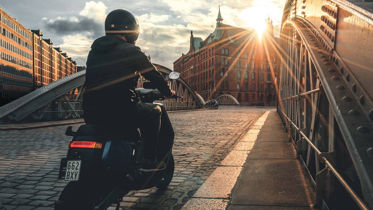 NIU electric motorcycles throw in the 5G, autonomous driving buzzwords